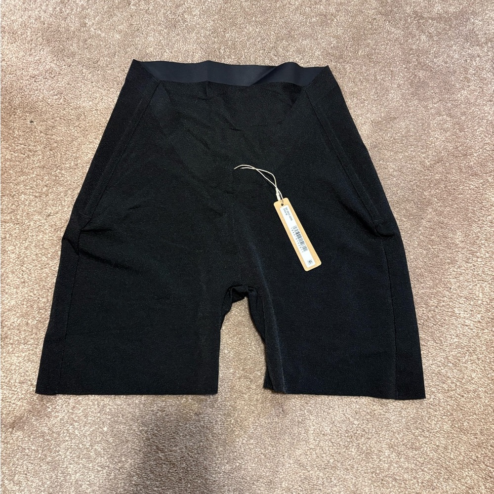SKIMS Black Shape wear shorts